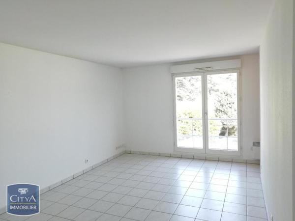Appartement à louer 1 pièce 38.88m² Blois (41000)