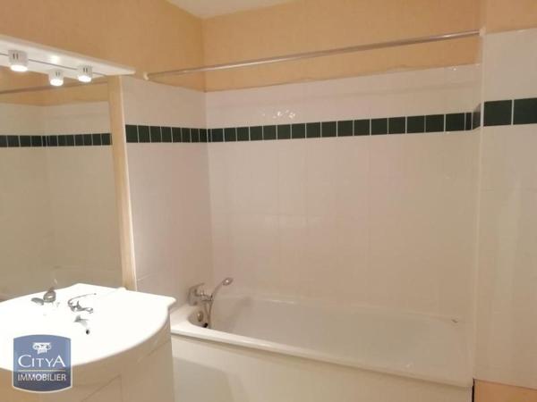 Appartement à louer 1 pièce 38.88m² Blois (41000)