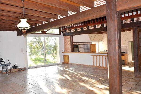 Secteur Chalais Agréable maison de 170 m²