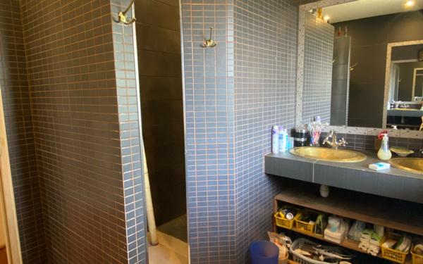 Maison à vendre    4 pièces •  Floirac