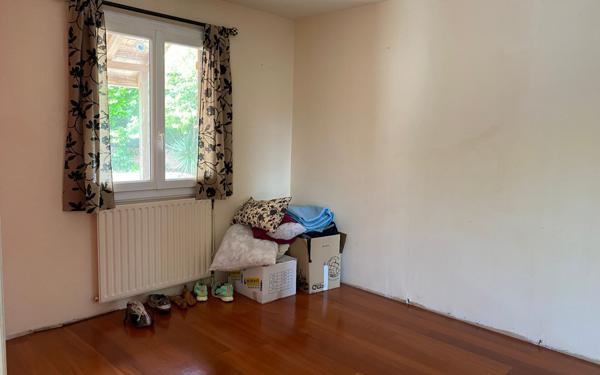 Maison à vendre    4 pièces •  Floirac