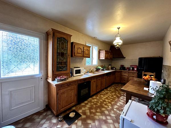 Maison Esmans 220 m2 sous-sol total