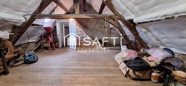 Maison avec potentiel d'agrandissement et vue campagne.