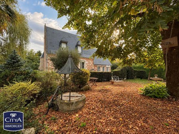 Maison à vendre 6 pièces 183m² Saint-Germain-du-Puy (18390)
