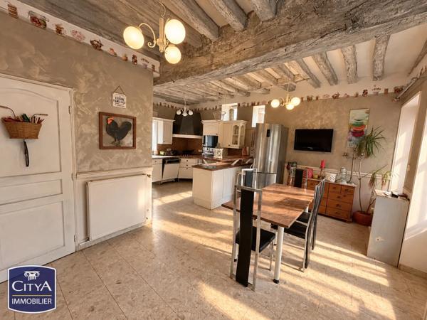 Maison à vendre 6 pièces 183m² Saint-Germain-du-Puy (18390)