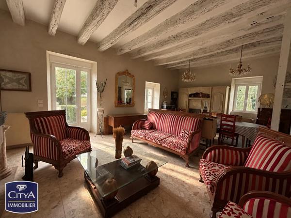 Maison à vendre 6 pièces 183m² Saint-Germain-du-Puy (18390)