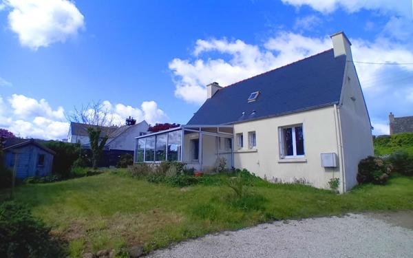Maison à vendre    6 pièces • 100 m2 Plougasnou