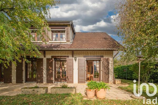 Maison 7 pièces de 169 m² à Claix (38640)