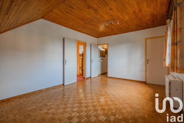 Maison 7 pièces de 169 m² à Claix (38640)