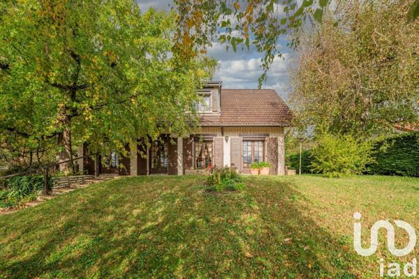 Maison 7 pièces de 169 m² à Claix (38640)