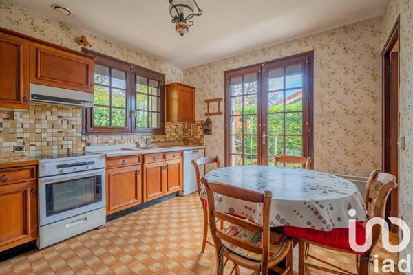 Maison 7 pièces de 169 m² à Claix (38640)