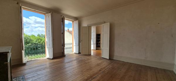 Vente maison 310 m² 12 Pièces Valence D Agen