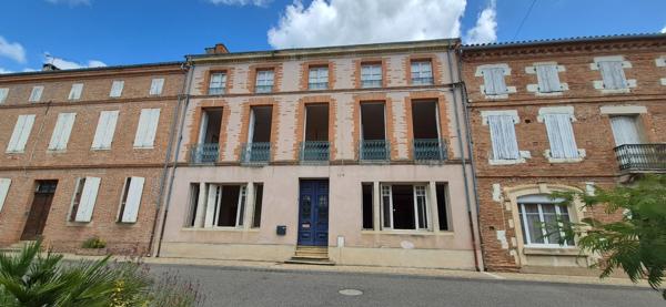 Vente maison 310 m² 12 Pièces Valence D Agen