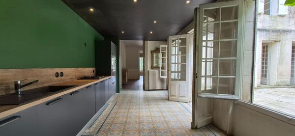 Vente maison 310 m² 12 Pièces Valence D Agen