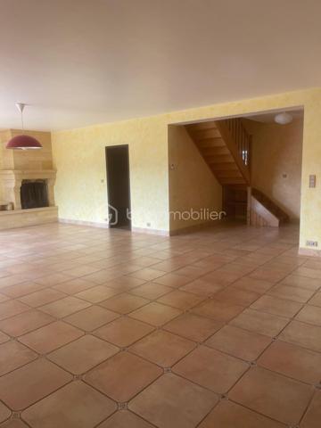 Maison traditionnelle de 164 m²