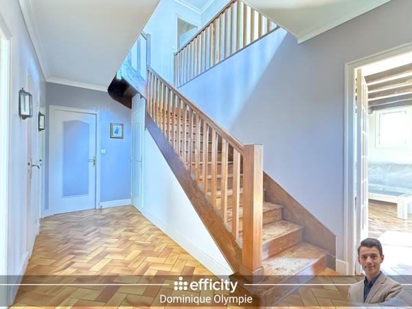 Maison
         7 pièces
        - 144 m² 242 000 € *