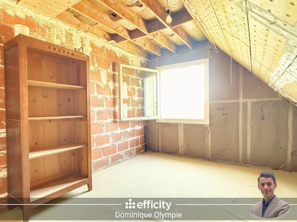 Maison
         7 pièces
        - 144 m² 242 000 € *