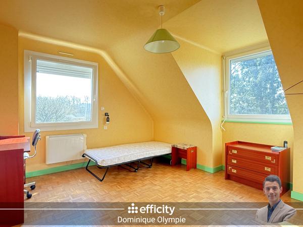 Maison
         7 pièces
        - 144 m² 242 000 € *