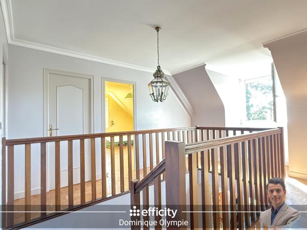 Maison
         7 pièces
        - 144 m² 242 000 € *
