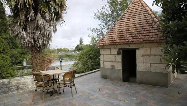 Moulin du XIXe siècle transformé en gîtes et chambres d’hôtes