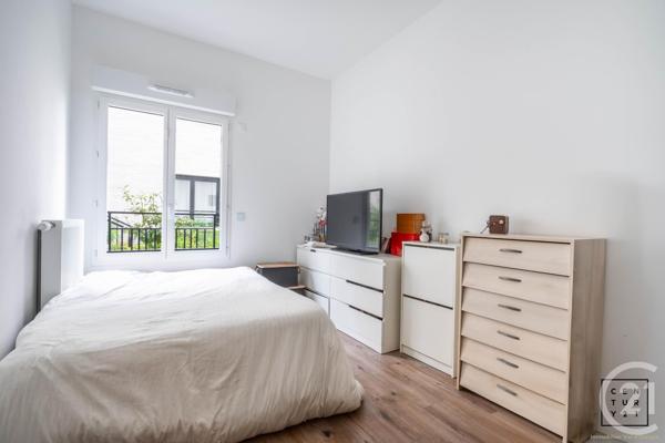 Appartement F4 à vendre  4 pièces - 83,54 m2 CHESSY - 77