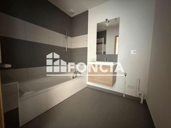 Location Appartement 3 pièces 67.59 m² - AVICENNE Besancon 25000