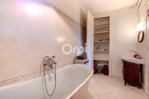 Maison à vendre    8 pièces • 276 m2 Limoges