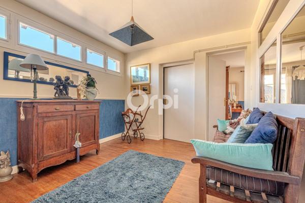 Maison à vendre    8 pièces • 276 m2 Limoges