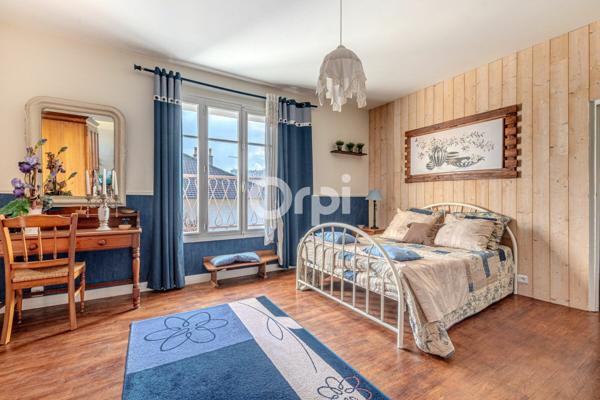 Maison à vendre    8 pièces • 276 m2 Limoges