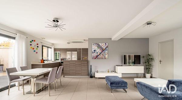 Maison à vendre 7 pièces 163 m² Saint-Priest