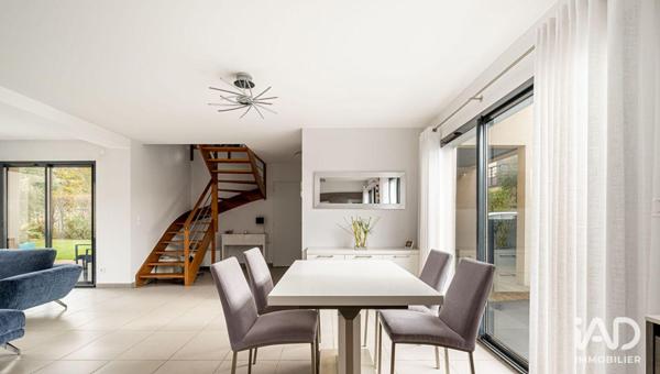 Maison à vendre 7 pièces 163 m² Saint-Priest