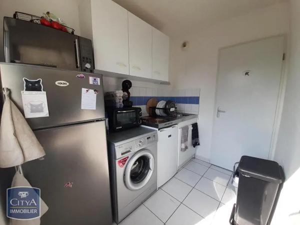 Appartement à louer 2 pièces 47.54m² Luçon (85400)
