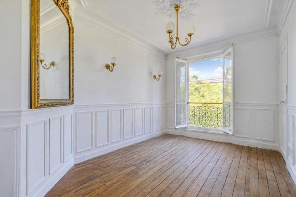 Paris 14ème - Immeuble Haussmannien - 3 pièces (53,30 m²) avec vue sur "Réservoir Montsouris"  à 2 pas du Parc Montsouris