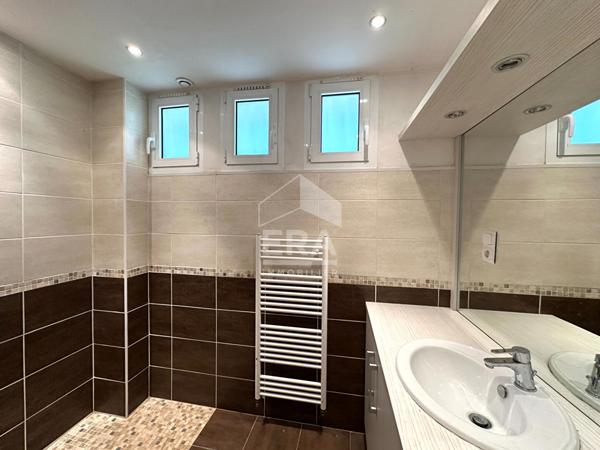 Maison Tarbes 5 pièces 122m²