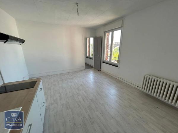 Appartement à louer 2 pièces 35.02m² Saint-Quentin (02100)