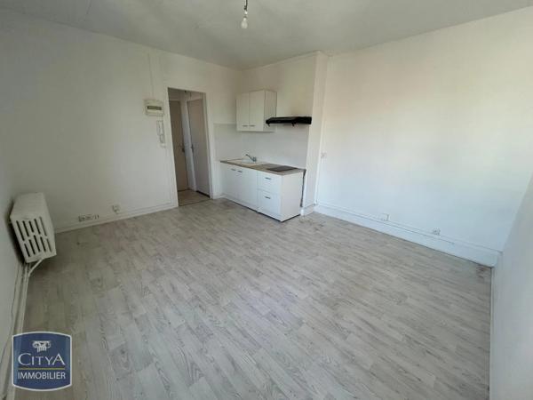 Appartement à louer 2 pièces 35.02m² Saint-Quentin (02100)