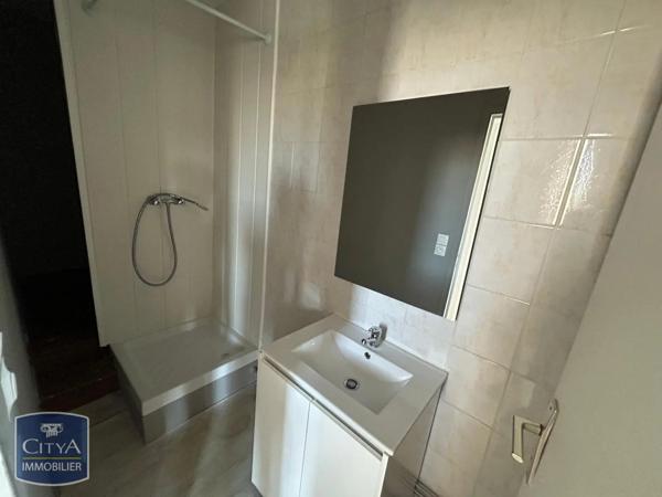 Appartement à louer 2 pièces 35.02m² Saint-Quentin (02100)