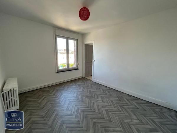 Appartement à louer 2 pièces 35.02m² Saint-Quentin (02100)