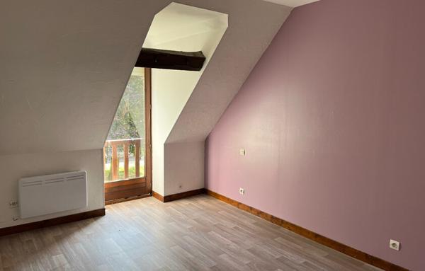 APPARTEMENT EN DUPLEX  - SAINT AQUILIN DE PACY 27120