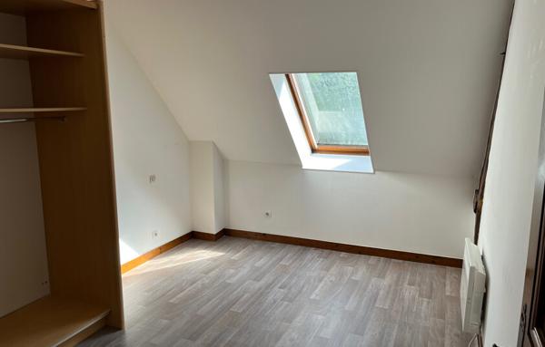 APPARTEMENT EN DUPLEX  - SAINT AQUILIN DE PACY 27120