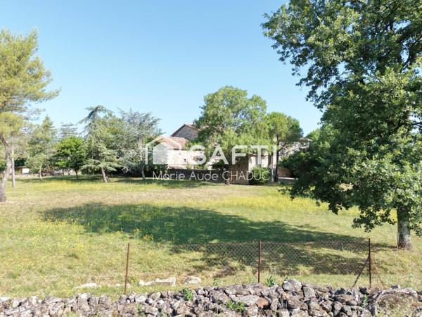 Mas 272 m2, jardin attenant constructibe, non mitoyen
