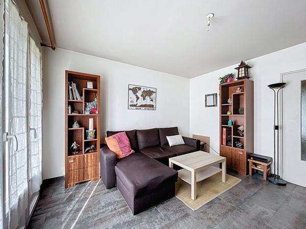 Appartement Saint Herblain - 2 pieces - 1 chambre - Balcon - Cave - Place de parking