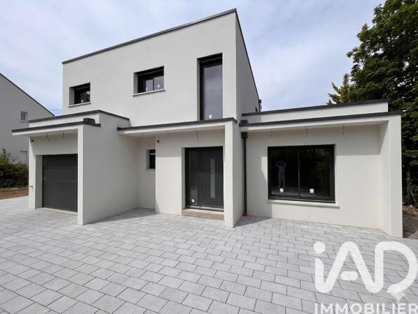 Maison à vendre 6 pièces 149 m² Mûrs-Erigné