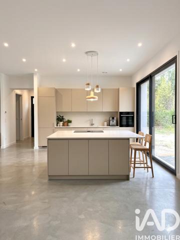 Maison à vendre 6 pièces 149 m² Mûrs-Erigné