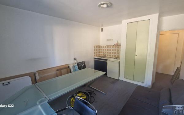 Appartement à vendre    1 pièce • 21,13 m2 Sèvres