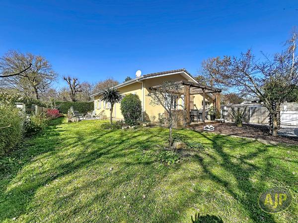 Vente maison Audenge : 399 900 € - AJP Immobilier Audenge