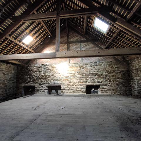 Immeuble mixte de 1 405 m²