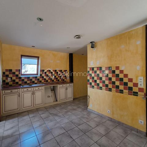 Immeuble mixte de 1 405 m²