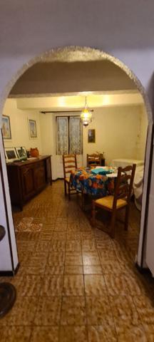 Ensemble de 2 studios + Cave/Atelier de 30M²