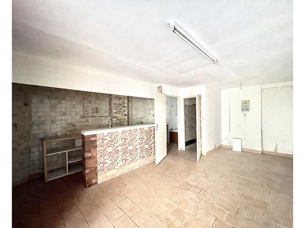 Immeuble 8 pièces - 250 m²